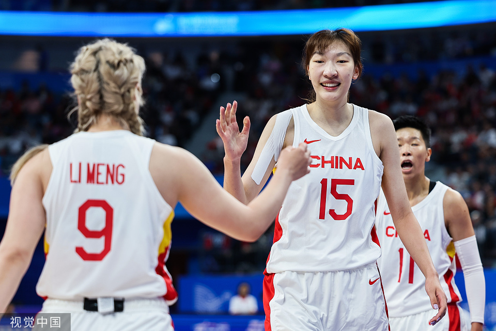 爱游戏体育：中国女篮精神传承：从老女篮到新一代的简单介绍